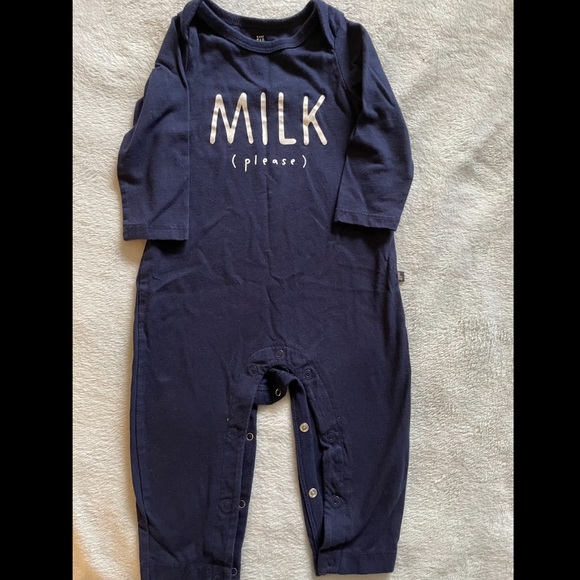 Gap one piece milk please - Picture 1 of 1